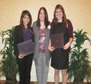 Pamela Maynez & Leonie Bossmann with council member Jennifer Sowers.